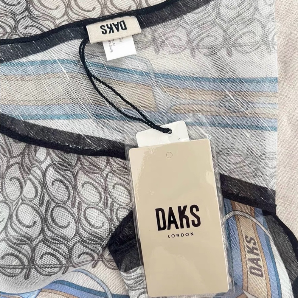 Daks - Picture 5 of 9